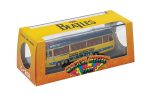 Corgi CC42419 The Beatles - Magical Mystery Tour Bus - Nuevo diseño de Embalaje Embalaje Deteriorado For Sale